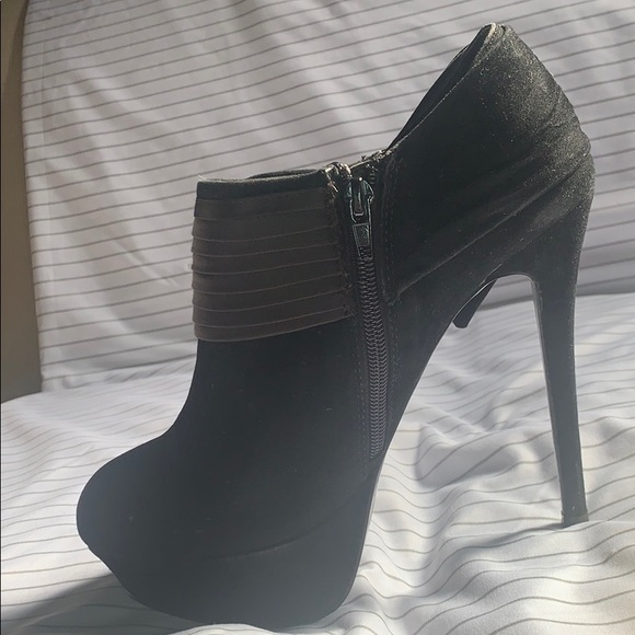 Bakers Womens Jisel Platform Boot Black Suede 7M - Picture 8 of 10